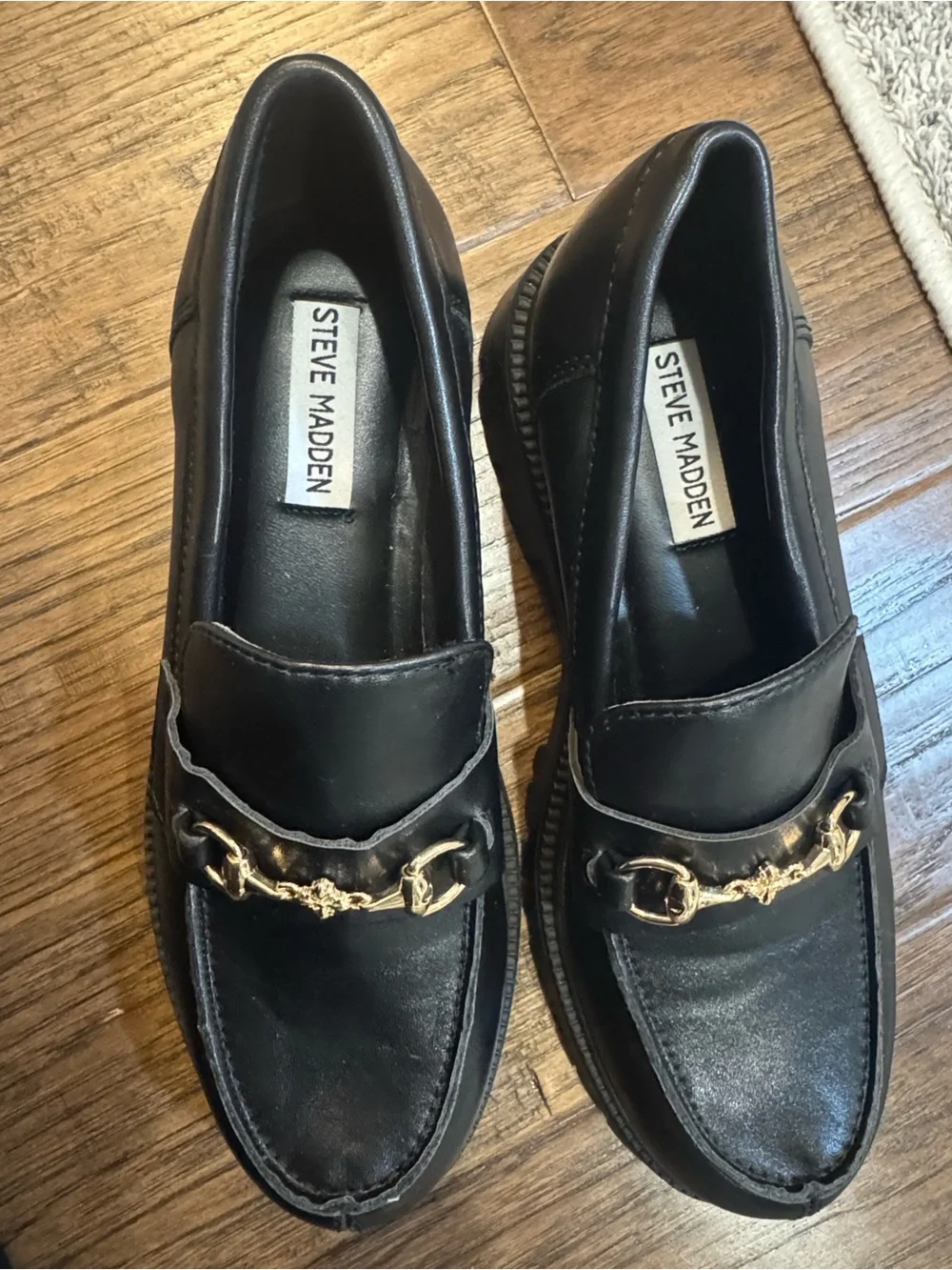 Steve Madden Black Leather Lug-Sole Loafers with Gold Chain